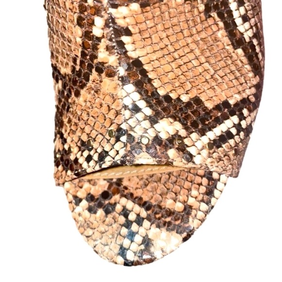 Report Chunky Snake Print Heels Women’s 8.5 Edgy Boho Sandals Zipper Studded - Picture 7 of 9